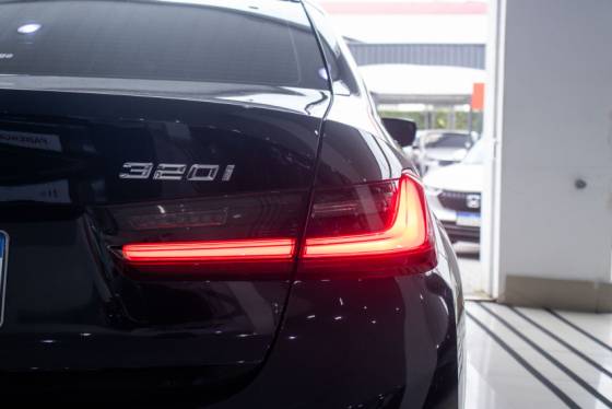 BMW 320i 2.0 16V TURBO FLEX GP AUTOMÁTICO